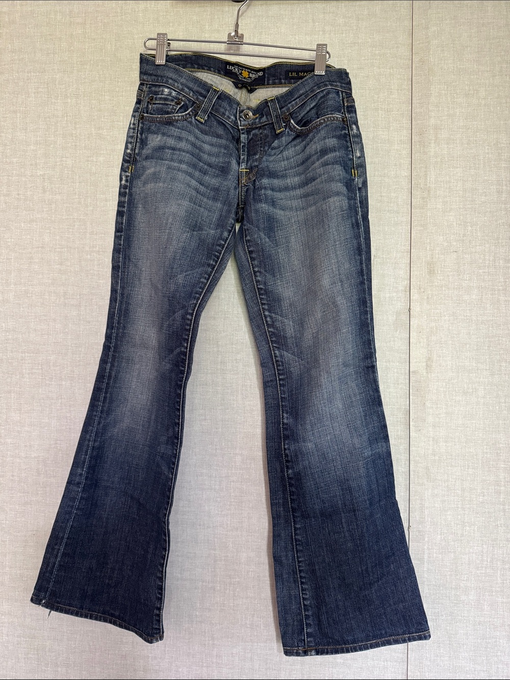 Lucky Brand Women's Flared Jeans in Dark Blue Wash